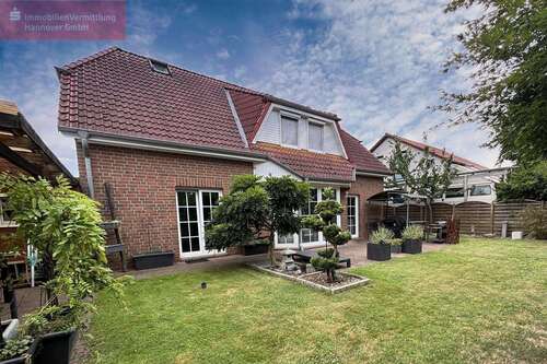 Foto - Haus zum Kaufen in Sehnde 580.000,00 € 164 m²