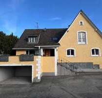 Haus zum Mieten in Bergisch Gladbach 1.200,00 € 234 m²