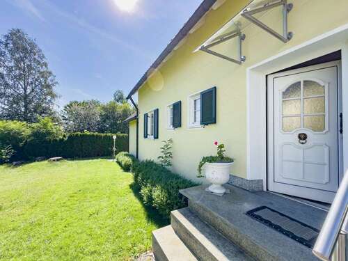 Foto - Haus zum Kaufen in Spiegelau 385.000,00 € 230 m²