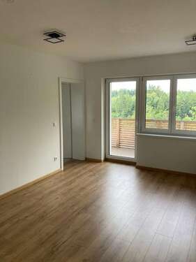 Foto - Wohnung zum Mieten in Lalling 622,00 € 56.53 m²