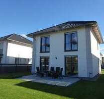 Haus zum Mieten in Ahrensfelde 2.400,00 € 134 m²