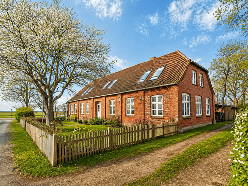 Foto - Haus zum Kaufen in Pellworm 840.000,00 € 255 m²