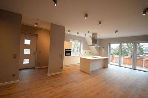 Foto - Wohnung zum Mieten in Burgwedel 1.585,00 € 147.45 m²