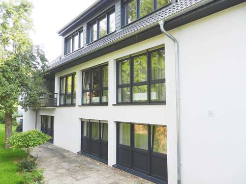 Foto - Haus zum Kaufen in Duisburg 1.249.000,00 € 380 m²