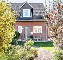 Haus zum Kaufen in Reinbek 540.000,00 € 137.27 m²