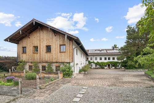 Foto - Haus zum Mieten in Rechtmehring 12.000,00 € 798 m²