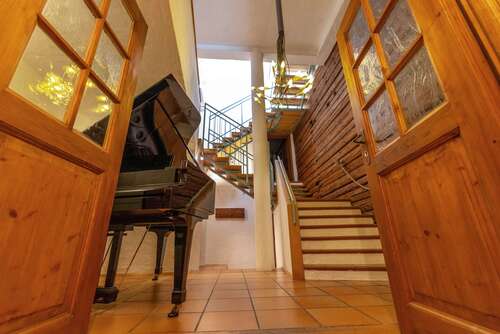 Foto - Haus zum Kaufen in Saaldorf-Surheim 1.295.000,00 € 490 m²