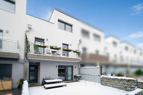 Foto - Haus zum Kaufen in Zirndorf 640.000,00 € 123.5 m²