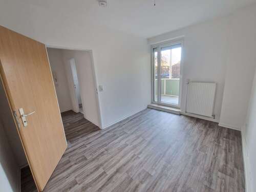 Foto - Wohnung zum Mieten in Schönebeck 324,00 € 43.64 m²