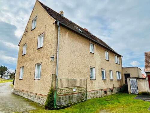 Foto - Haus zum Kaufen in Schwepnitz 179.000,00 € 230 m²