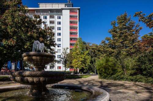 Foto - Wohnung zum Mieten in Brandenburg an der Havel 344,40 € 60.74 m²