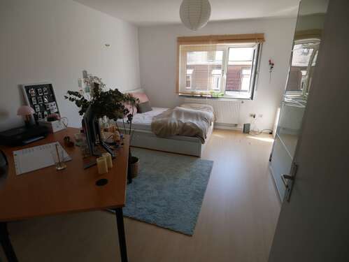 Foto - Wohnung zum Mieten in Karlsruhe 486,00 € 38 m²