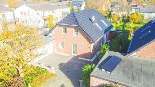 Foto - Haus zum Kaufen in Neukirchen-Vluyn 699.000,00 € 144 m²