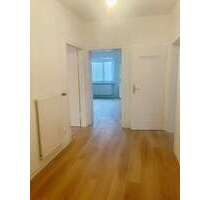 Wohnung zum Mieten in Köln 600,00 € 65 m² Wohnung zum Mieten in Köln 600,00 € 65 m²