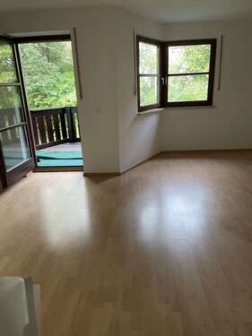 Foto - Wohnung zum Mieten in Taufkirchen 600,40 € 35.92 m²