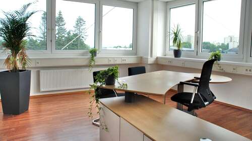 Foto - Büro in Steinbach (Taunus) 699,00 € 51 m²
