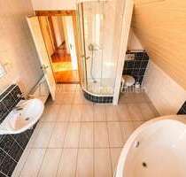 Haus zum Kaufen in Laichingen 560.000,00 € 328 m²