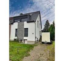 Haus zum Kaufen in Düsseldorf 704.000,00 € 134 m²