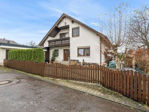Foto - Haus zum Kaufen in Schlat 675.000,00 € 170 m²