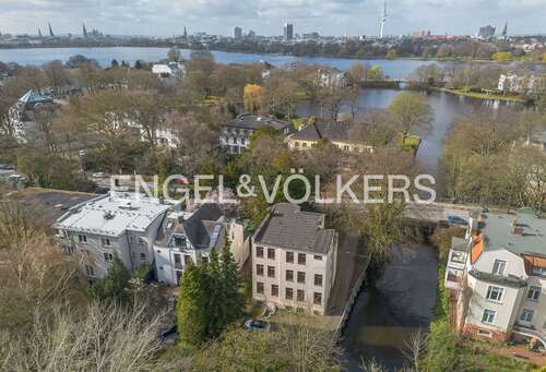 Foto - Haus zum Kaufen in Hamburg 2.850.000,00 € 351 m²