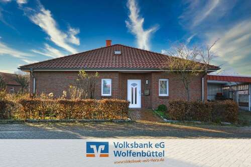 Foto - Haus zum Kaufen in Königslutter 365.000,00 € 128.57 m²