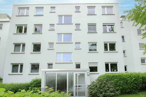 Foto - Wohnung zum Kaufen in Steinbach (Taunus) 315.000,00 € 89.22 m²