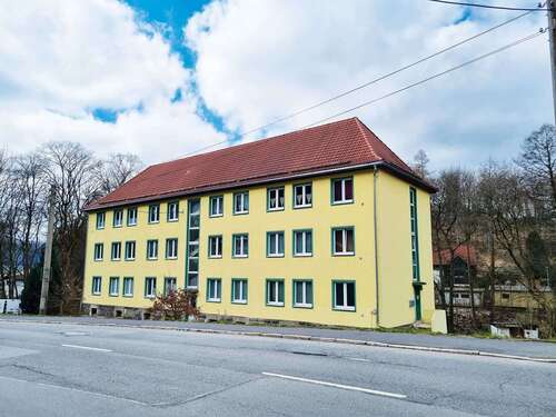 Foto - Haus zum Kaufen in Zella-Mehlis 325.000,00 € 522 m²