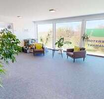 Büro in Schallstadt 2.475,00 € 198 m²