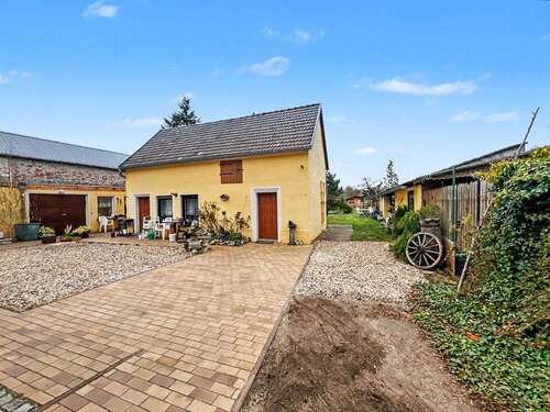 Foto - Haus zum Kaufen in Prestewitz 199.000,00 € 270 m²