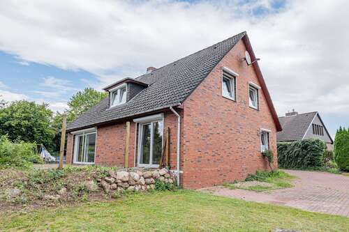 Foto - Haus zum Kaufen in Oldendorf 388.000,00 € 204 m²