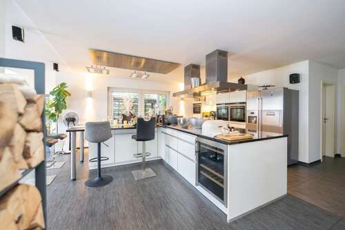 Foto - Haus zum Kaufen in Neustadt bei Coburg 550.000,00 € 295 m²