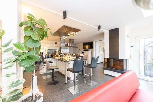 Foto - Haus zum Kaufen in Neustadt bei Coburg 485.000,00 € 295 m²