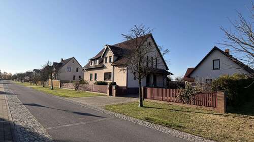 Foto - Haus zum Kaufen in Forst 387.000,00 € 253.47 m²