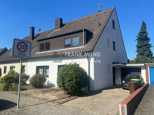 Foto - Wohnung zum Mieten in Mönchengladbach-Pongs-Pongs 820,00 € 89 m²