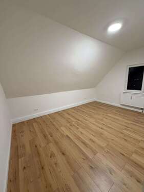 Foto - Wohnung zum Mieten in Göppingen 1.300,00 € 127 m²