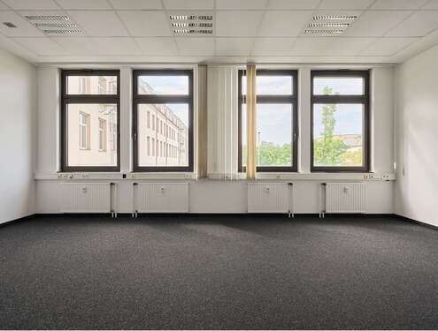 Foto - Büro in Nürnberg 383,00 € 22.92 m²