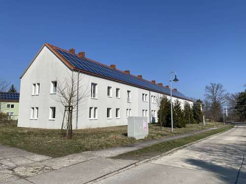 Foto - Wohnung zum Mieten in Groß Schacksdorf 389,00 € 79.3 m²