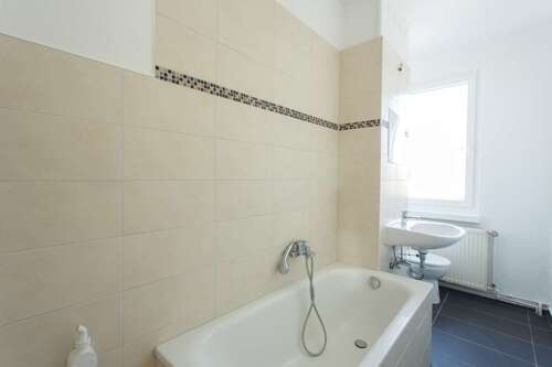 Foto - Wohnung zum Mieten in Burg 376,55 € 57.93 m²