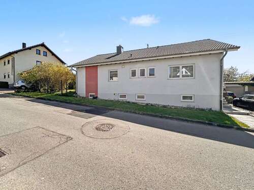 Foto - Haus zum Kaufen in Denkingen 549.000,00 € 205 m²