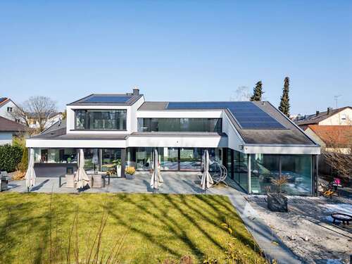 Foto - Haus zum Kaufen in Fürstenfeldbruck 4.120.000,00 € 341.74 m²