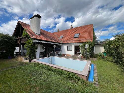 Foto - Haus zum Kaufen in Regensburg Schwabelweis 720.000,00 € 246 m²