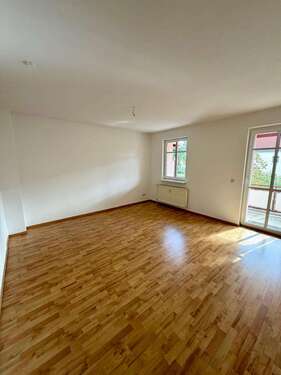 Foto - Wohnung zum Mieten in Schwarzheide 452,67 € 64.67 m²