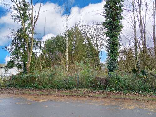 Foto - Grundstück zu verkaufen in Leun 119.000,00 € 735 m²