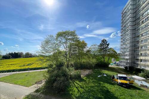 Foto - Wohnung zum Kaufen in Steinbach (Taunus) 225.000,00 € 75 m²