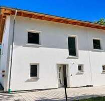 Haus zum Mieten in Rohrdorf 2.350,00 € 142 m²