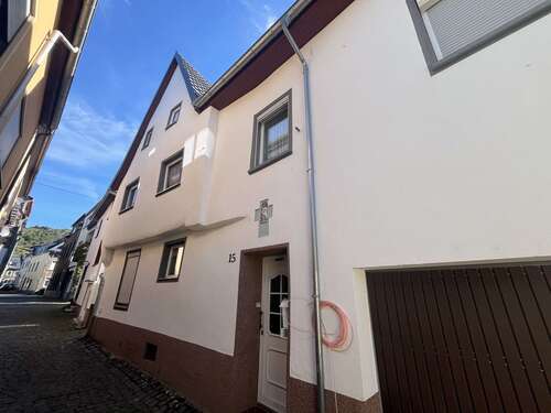 Foto - Haus zum Kaufen in Treis-Karden 150.000,00 € 145.63 m²