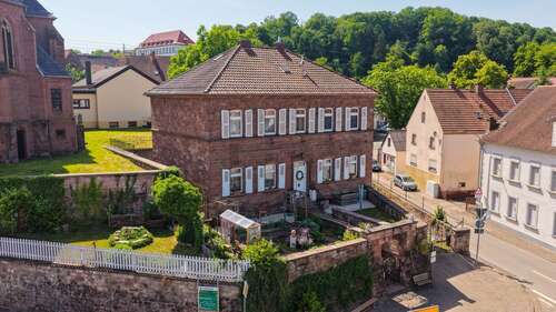 Foto - Haus zum Kaufen in Rieschweiler-Mühlbach 529.000,00 € 193 m²