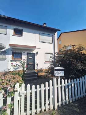 Foto - Haus zum Kaufen in Altrip 370.000,00 € 213.15 m²