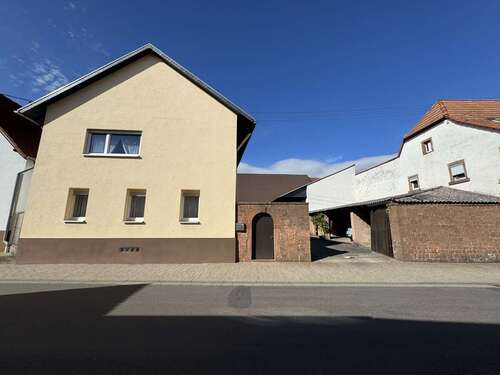 Foto - Haus zum Kaufen in Standenbühl 398.000,00 € 145.64 m²
