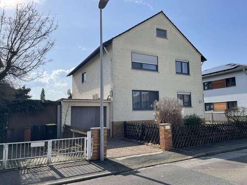 Foto - Haus zum Kaufen in Oppenheim 585.000,00 € 192 m²